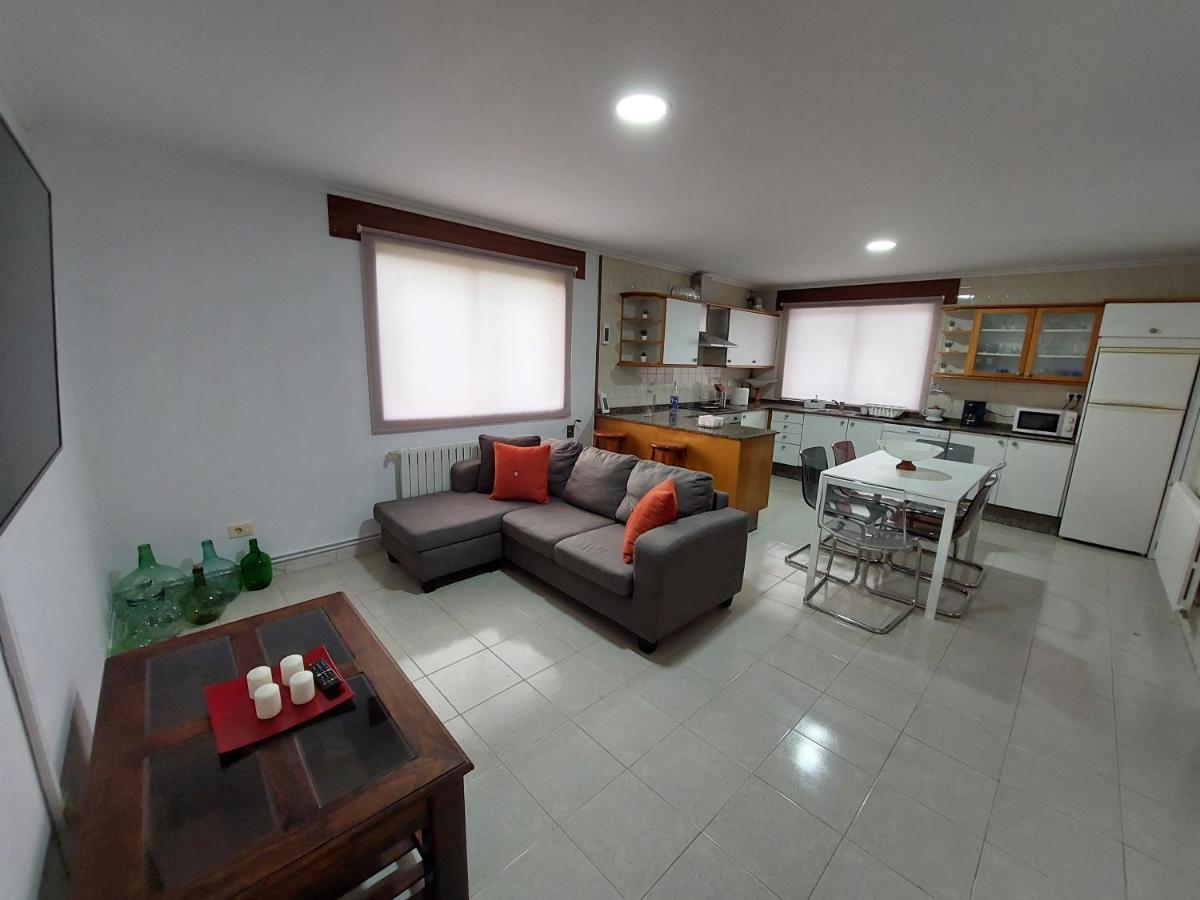 Acogedora Casa De Campo Neda Exterior photo